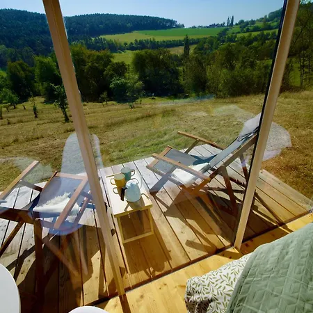 Luxusní stan Ztracený Sad - Glamping Na Samotě