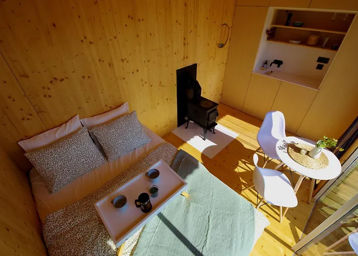 Ztraceny Sad - Glamping Na Samote خيمة فخمة Necin